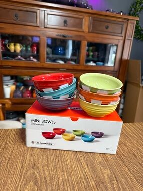 Le Creuset Multi-Color Stoneware Mini Bowls - 6 oz. New in box